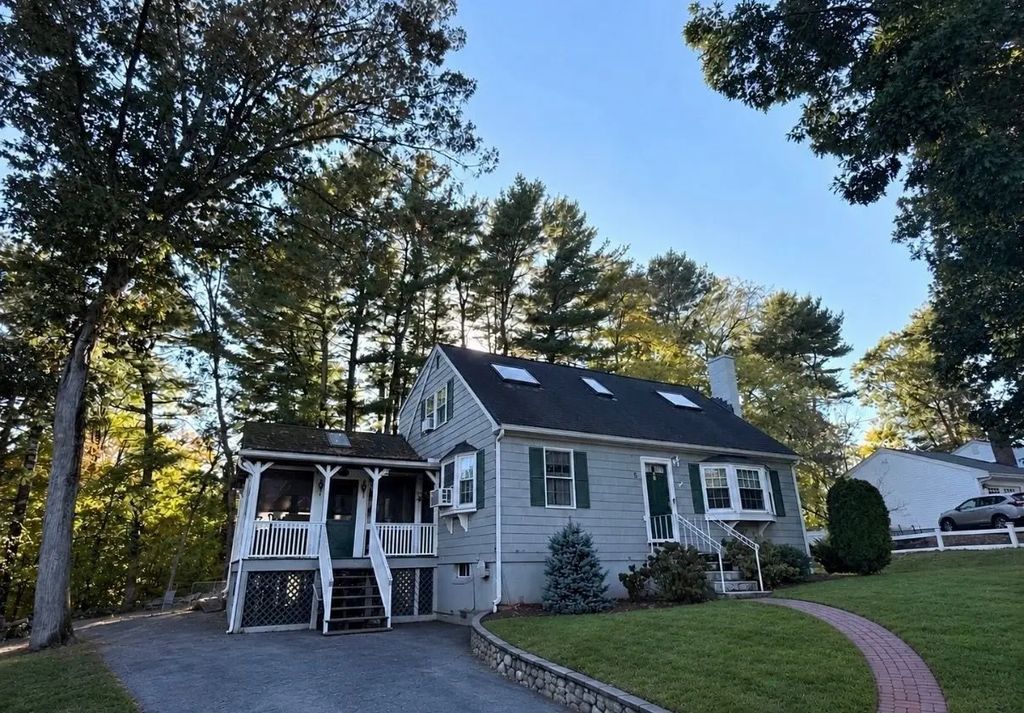 5 Tyson Rd, Franklin