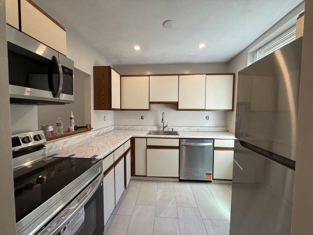 88 Gordon Street #304, Boston