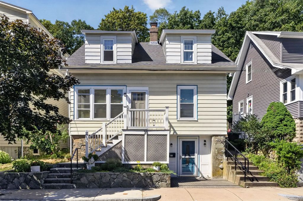35 Floral Avenue, Malden
