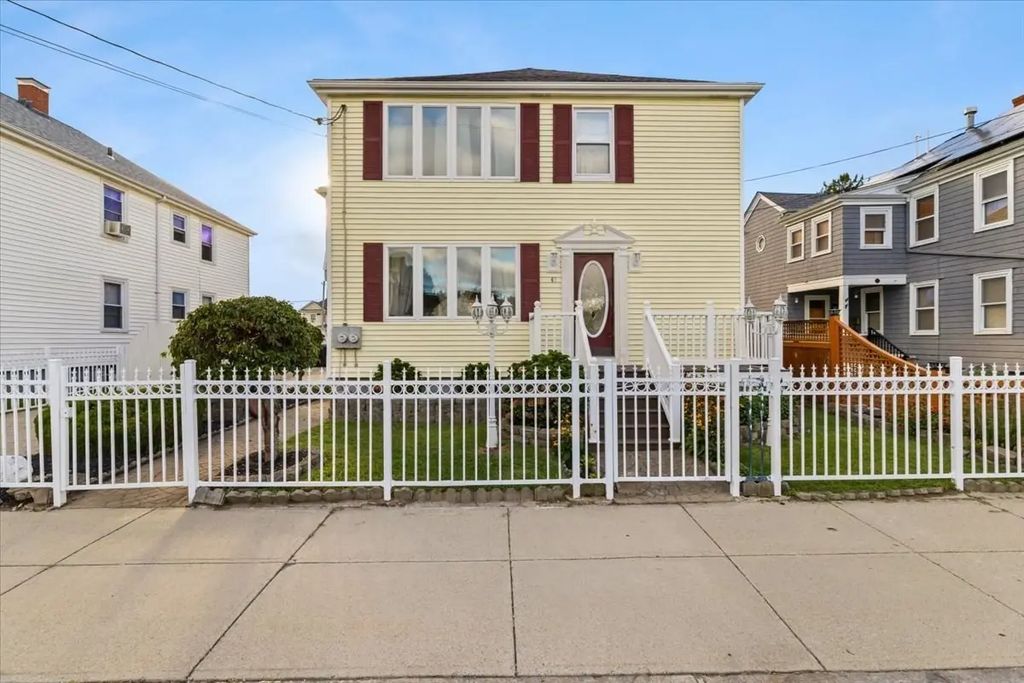 47 Bush Street, Fall River