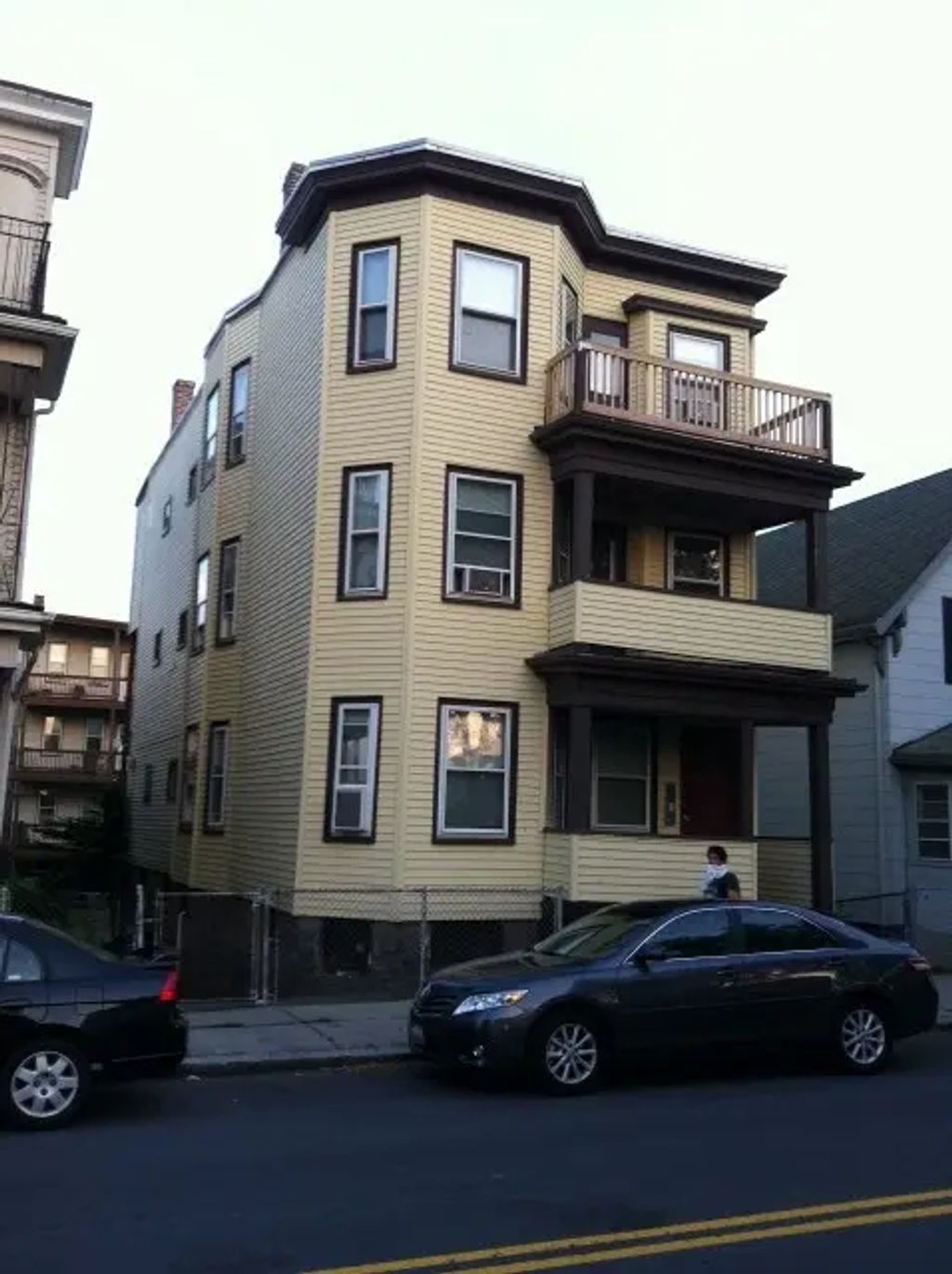 901 Saratoga Street #3, Boston