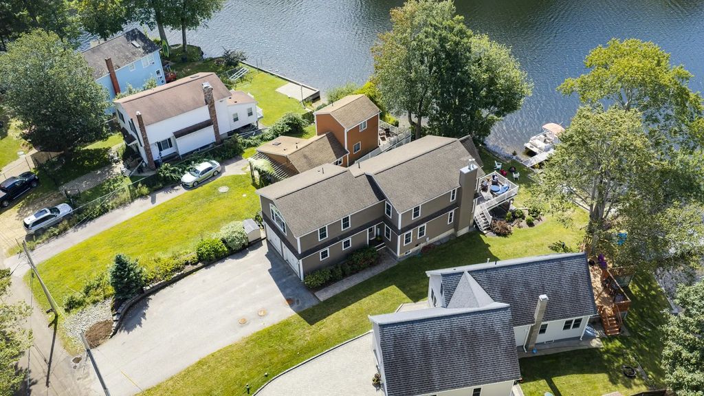 31 Burncoat Ln, Leicester