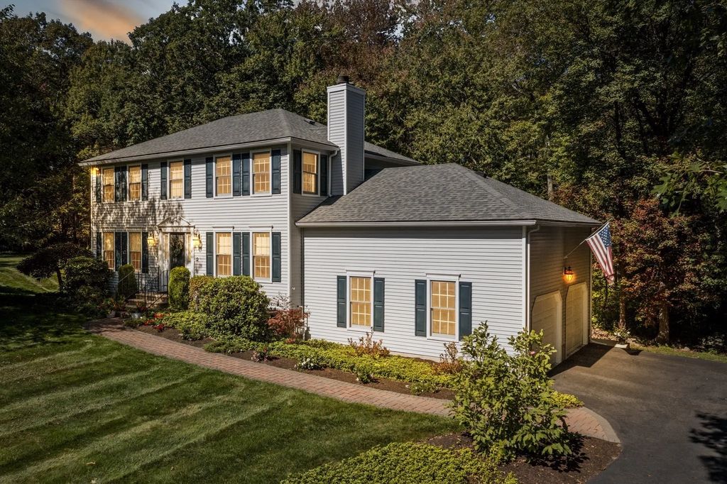 12 Jasmine Rd, Medway
