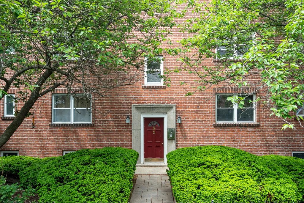 19 Alton Court #1, Brookline