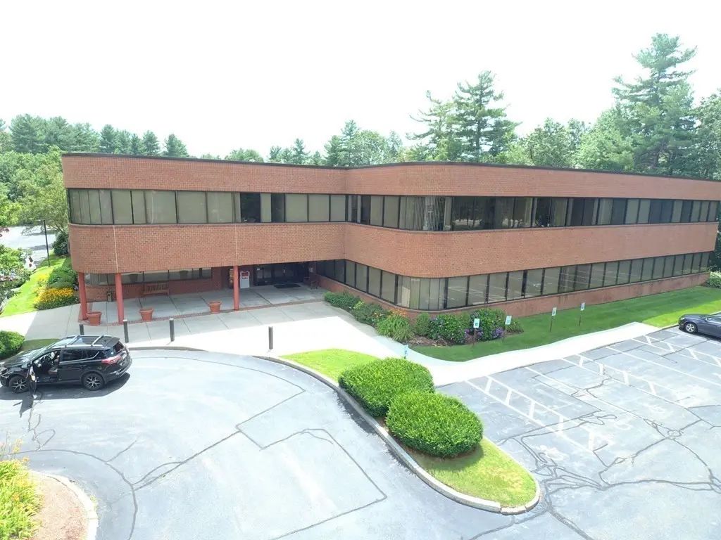 238 Littleton Road, Westford
