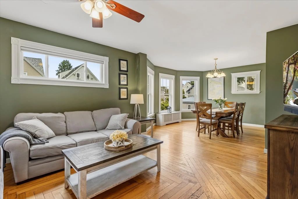 5 Mooney Avenue, Salem