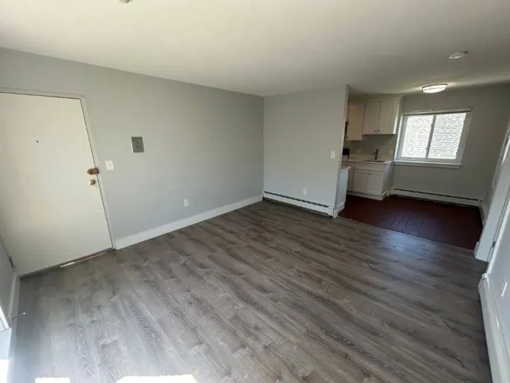 2 Meacham St #6, Somerville