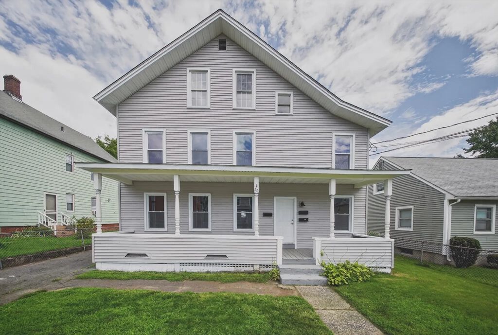 26 Vernon #2, Holyoke
