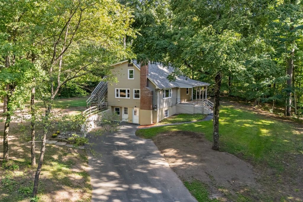 40 Porter St, Granby