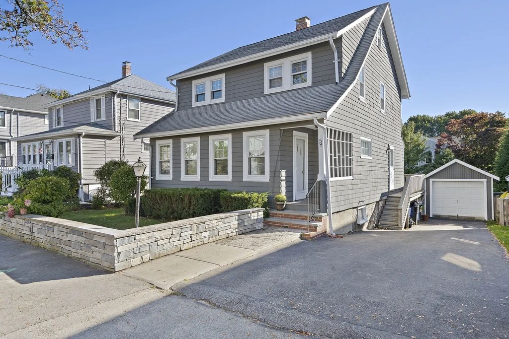 58 Virginia Road, Quincy
