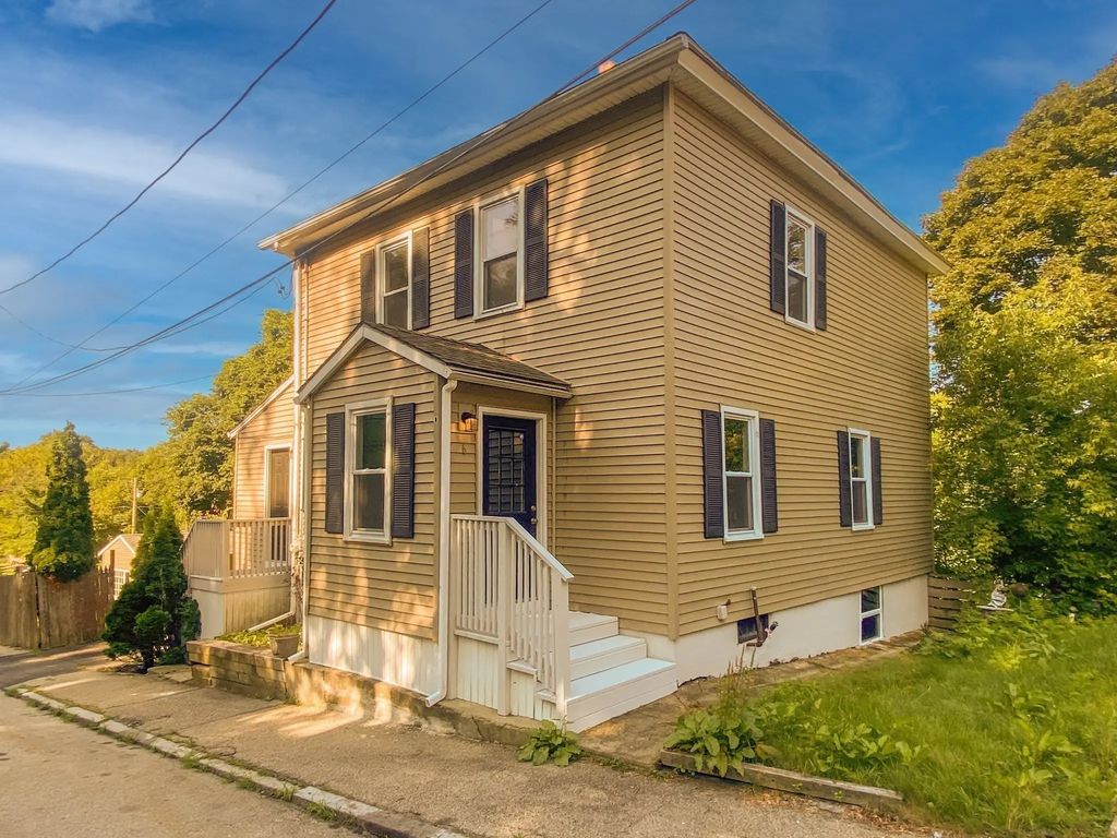 6 Carter Street, Webster
