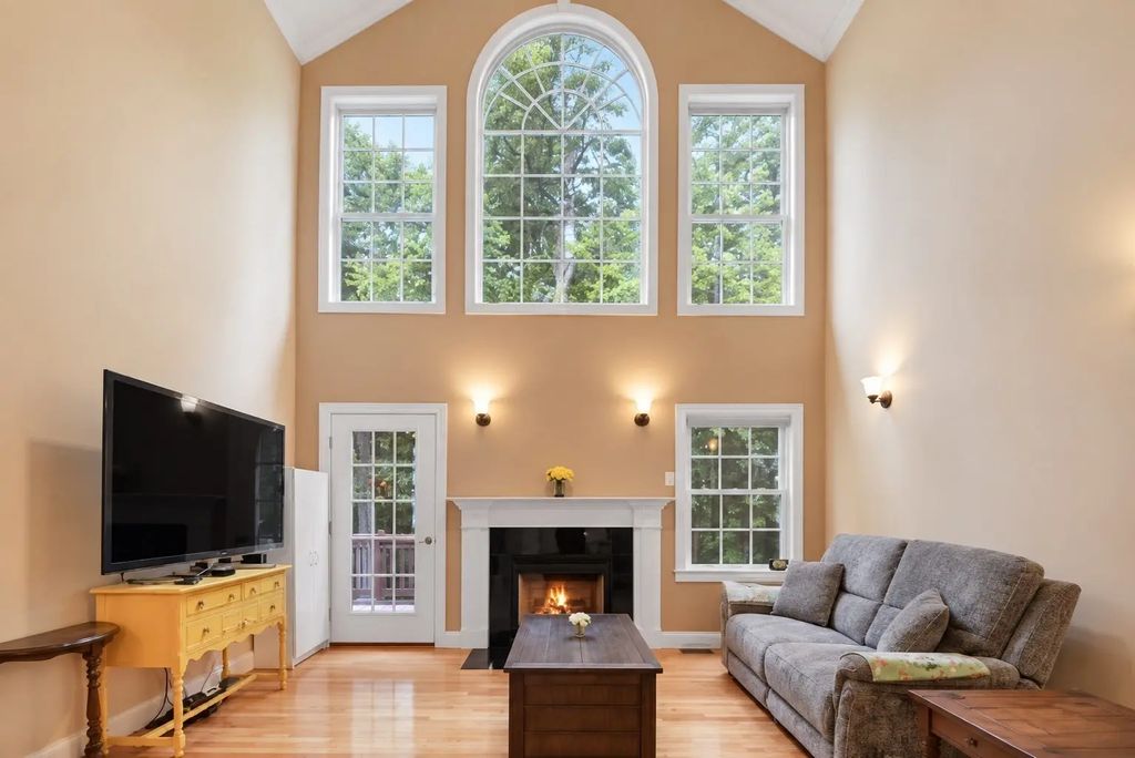 129 Afra #129, West Boylston