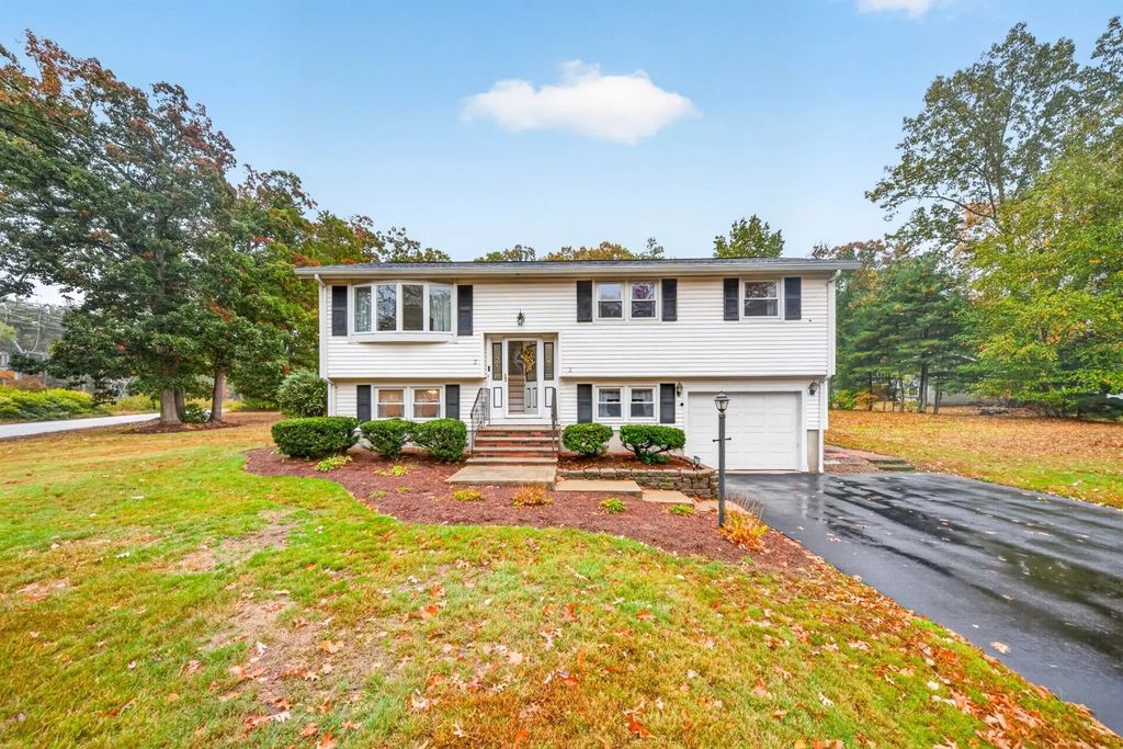 2 Allard Way, Billerica