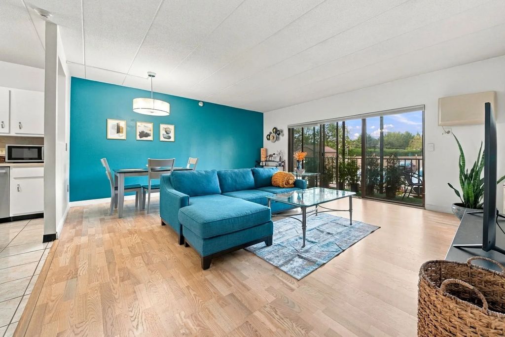 235 Wintrop St #1102, Medford