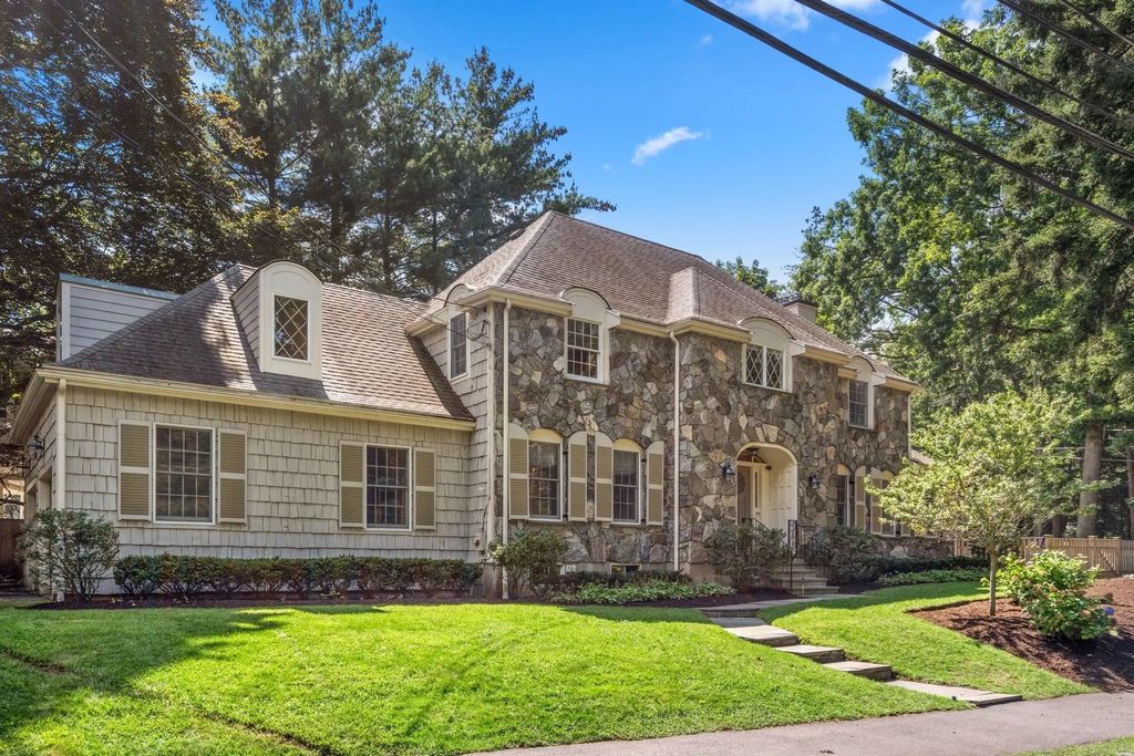 54 Hampshire St, Newton
