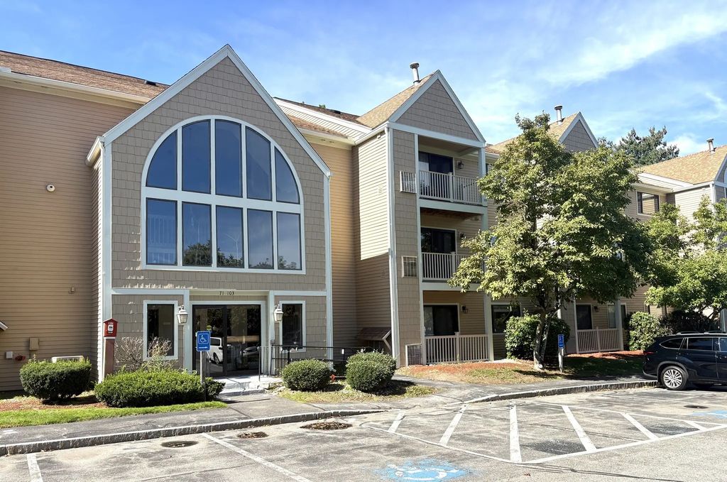81 Hunters Run Place #81, Haverhill