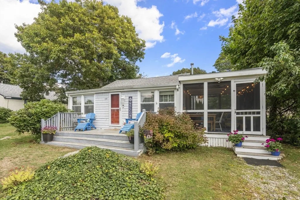 135 Balsam St, Fairhaven