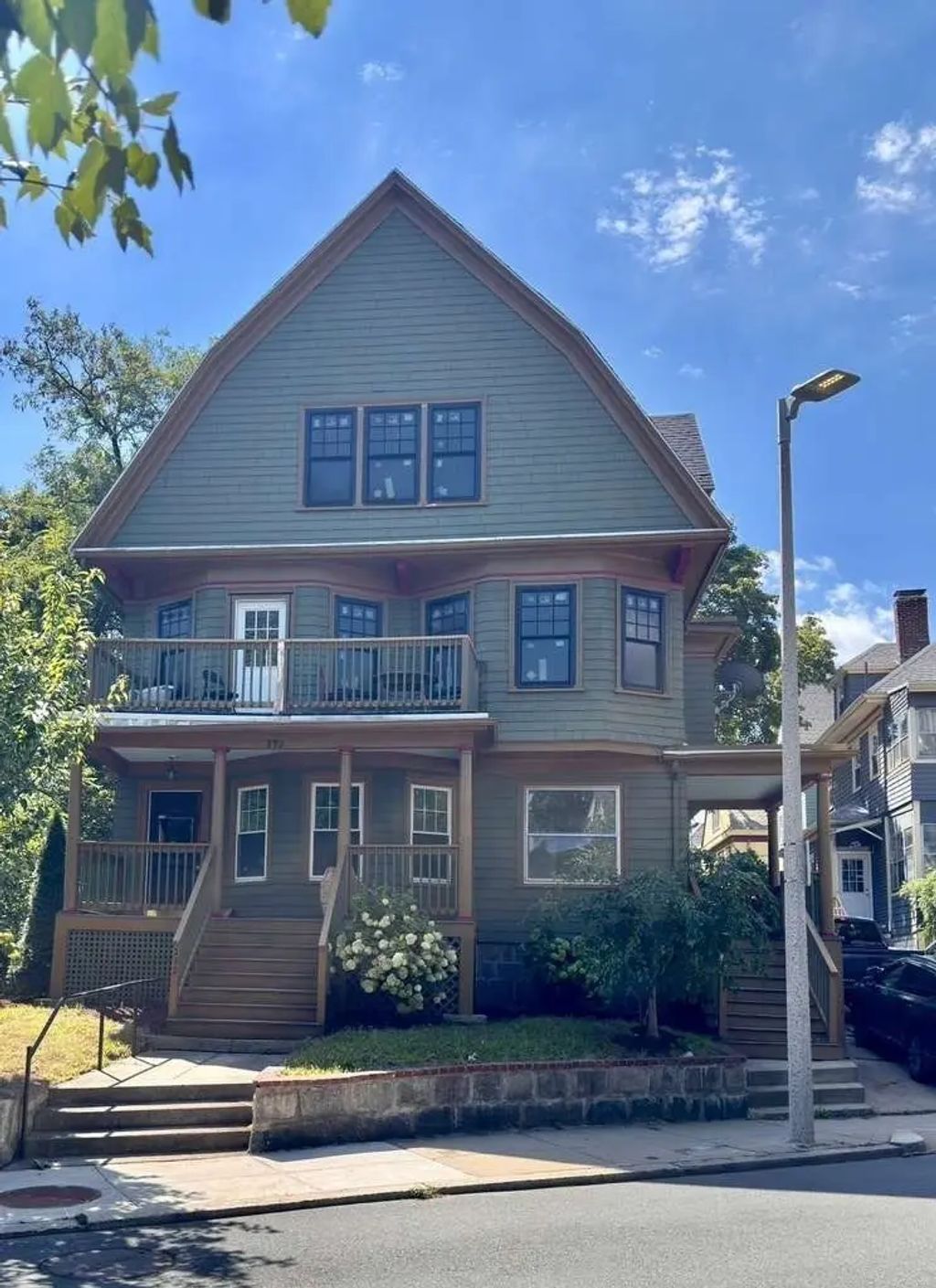 292 Park St #294, Boston