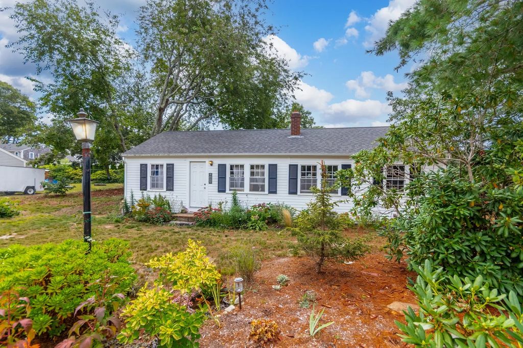 43 Evergreen St, Yarmouth