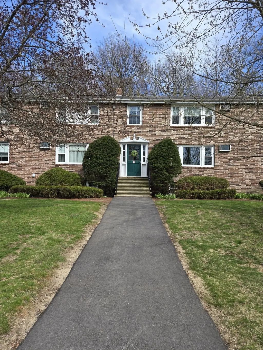 10 Mikles Standish Drive #6, Haverhill