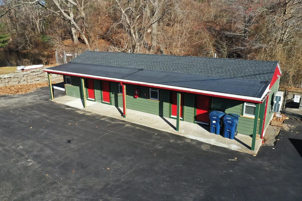 825 Scenic Hwy #4, Bourne