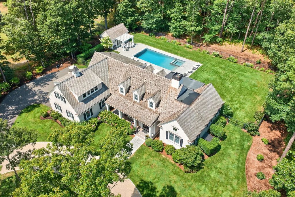 108 Seapuit River Road, Barnstable