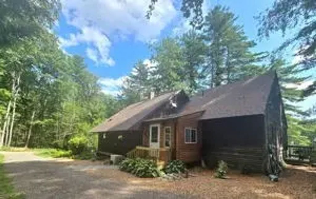 488 White Rd, Warwick