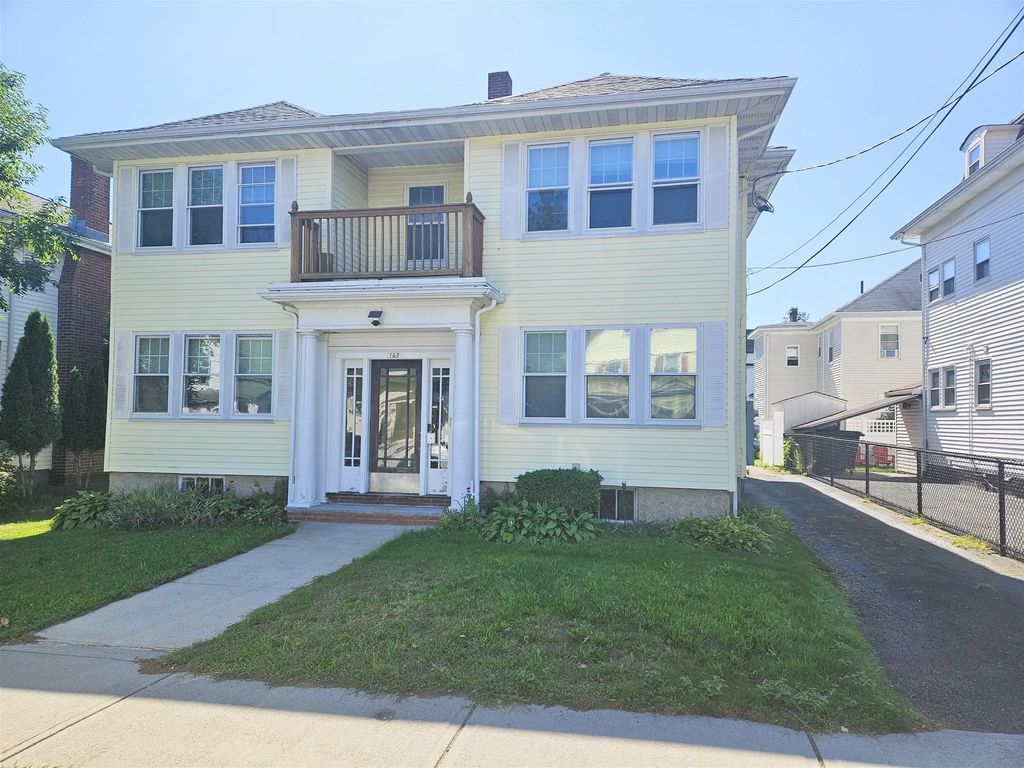 143 Atlantic St #4, Quincy