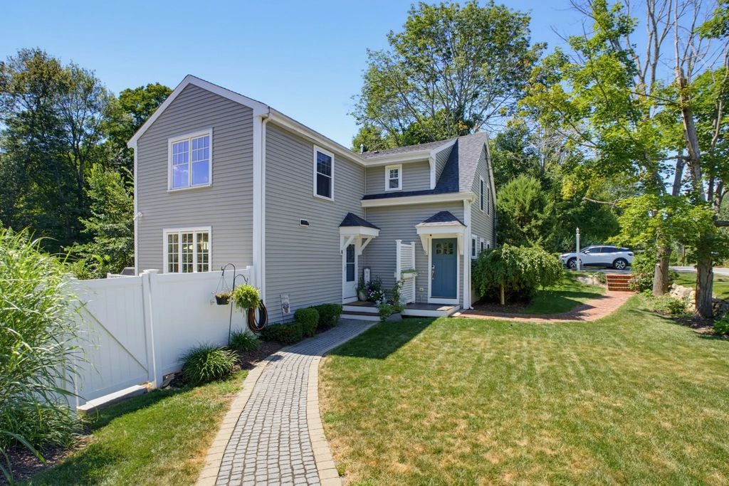 166 Southville Rd #a, Southborough