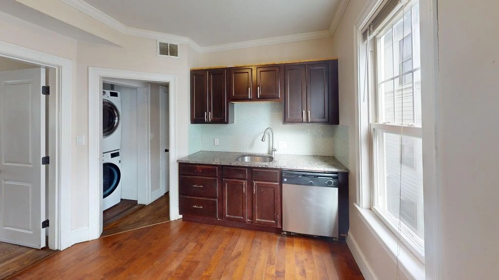 47 Iffley St #2, Boston