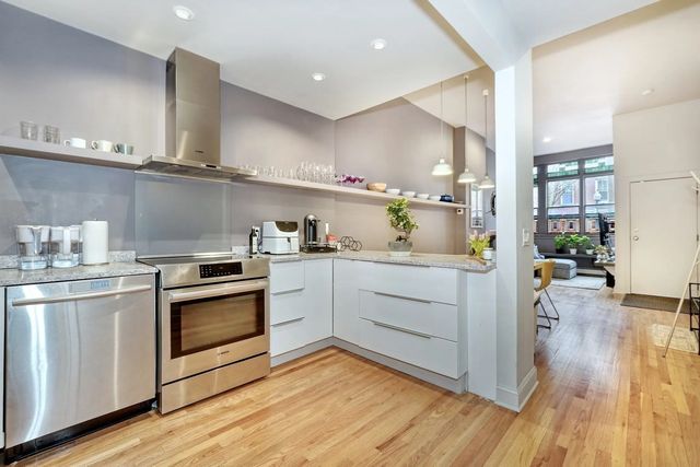 70 Clarendon St #a, Boston