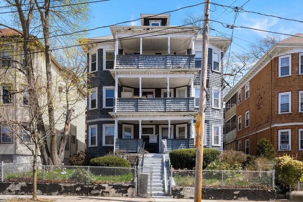 12 Spencer St, Boston
