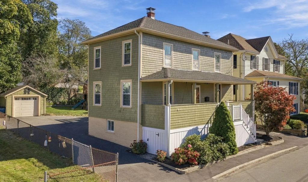 10 Emerald Rd, Nahant
