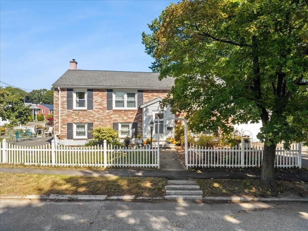 116 Running Brook Rd., Boston