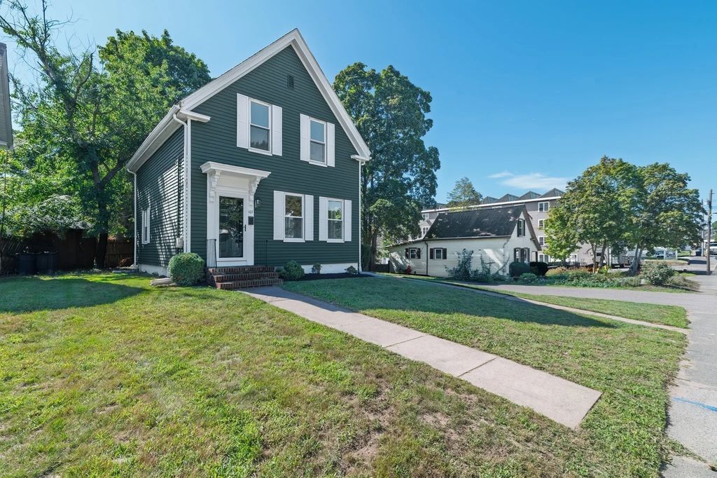 107 E. Water Street, Rockland