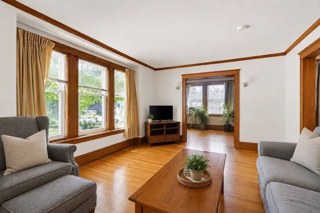 157 Elm Street, Somerville