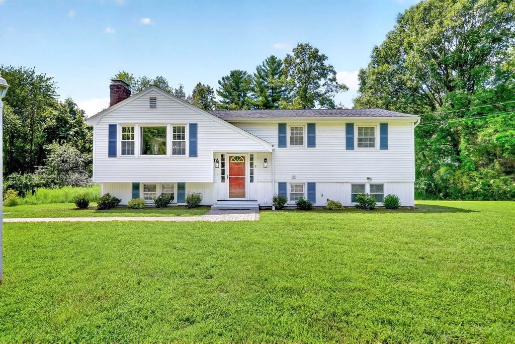 11 Appletree Lane, Bedford