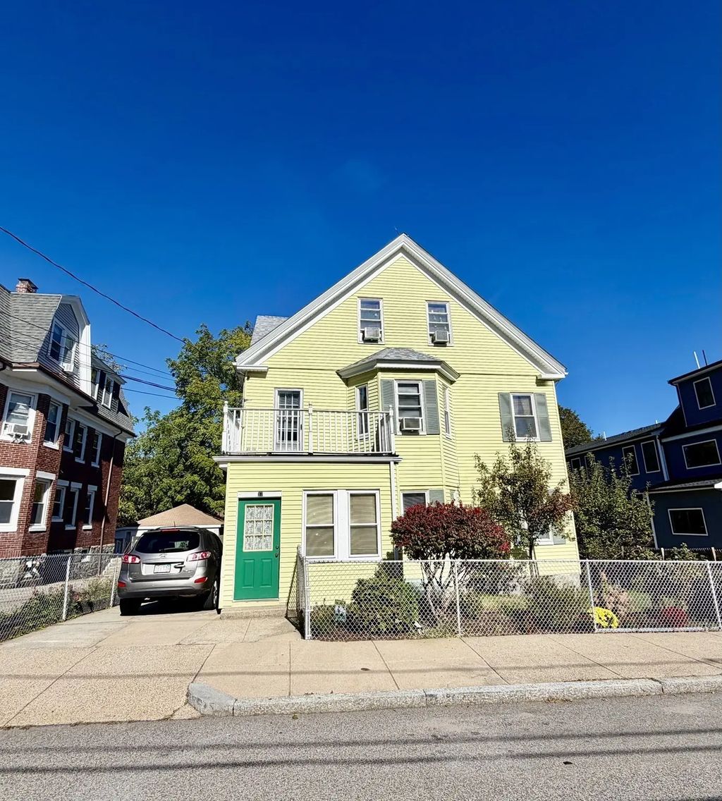 87 Glendower Rd #1, Boston