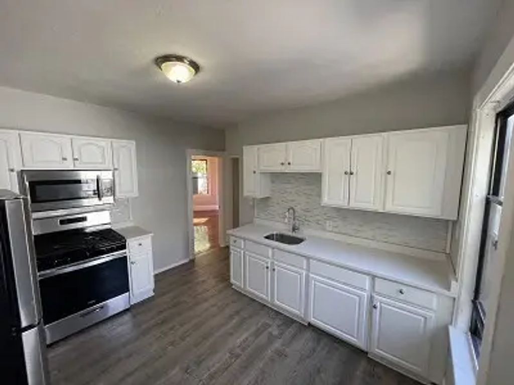 76 Bellevue St. #2, Boston