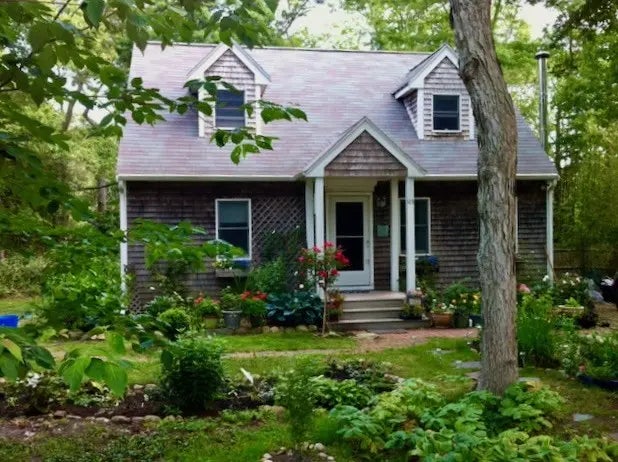 113 Leonard Circle, Tisbury