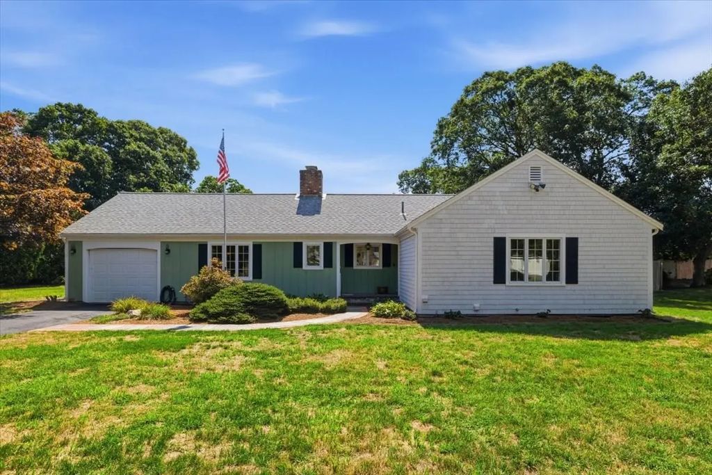 11 Kit Carson Way, Yarmouth