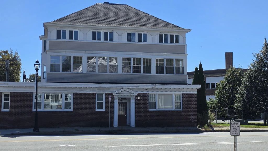 552 Main Street #5, Shrewsbury
