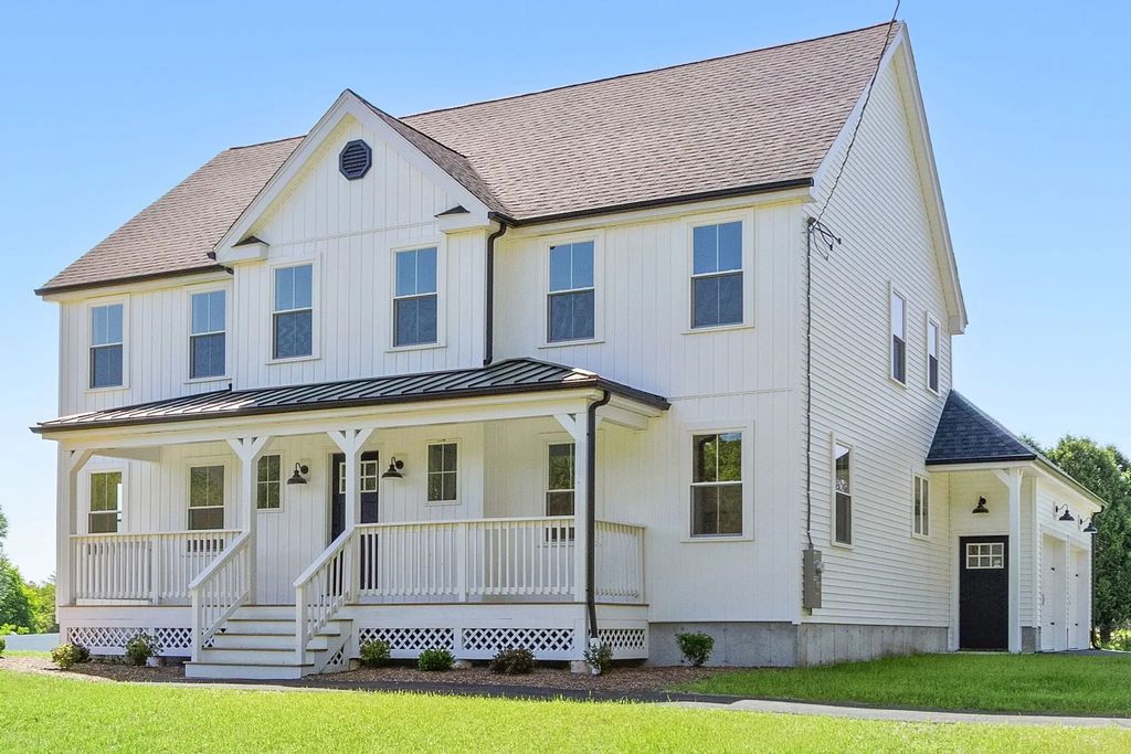 38 Hemlock Street, Douglas