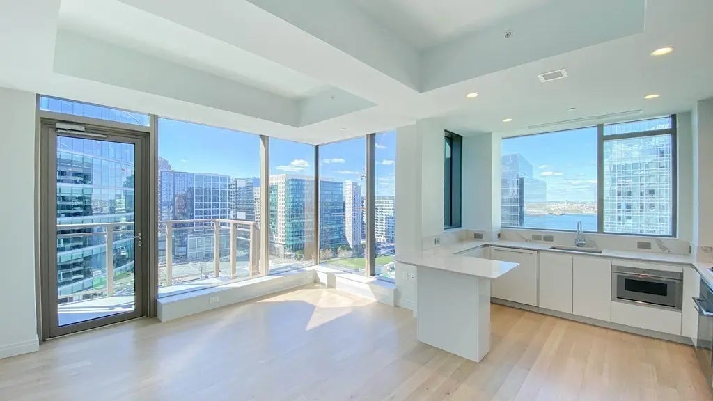 133 Seaport Blvd #1902, Boston