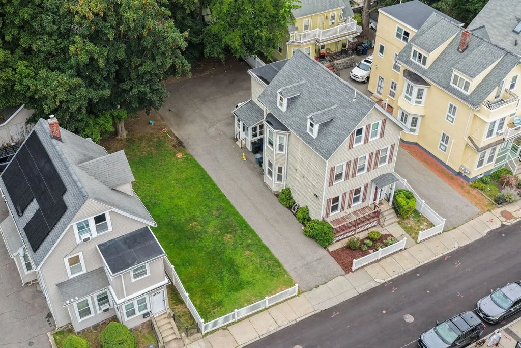 33 Cohasset St #2, Boston
