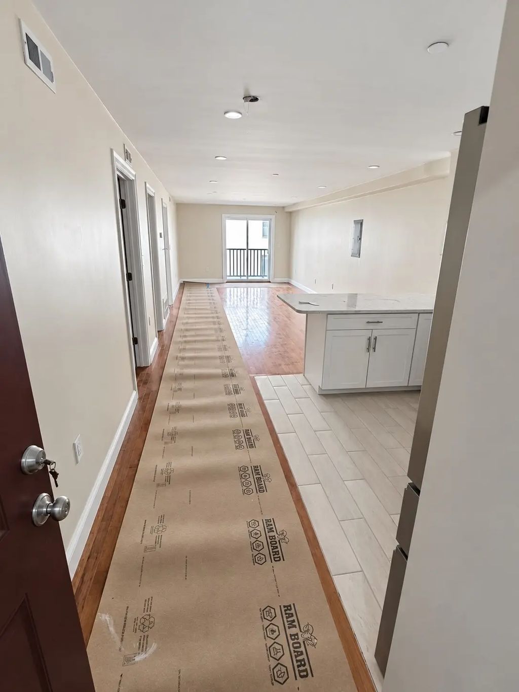 926 Broadway #8, Chelsea
