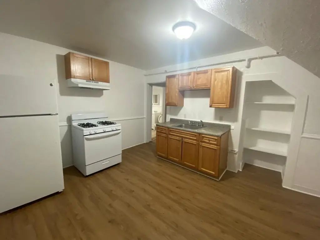 133 Chestnut St #3a, Lynn
