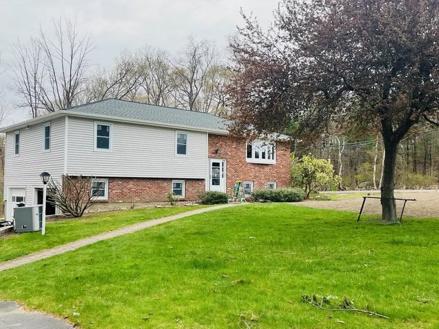 1 Donald Cir, Andover