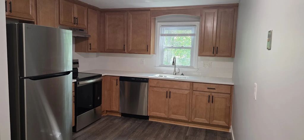 12 Barbara Rd #4, North Attleboro