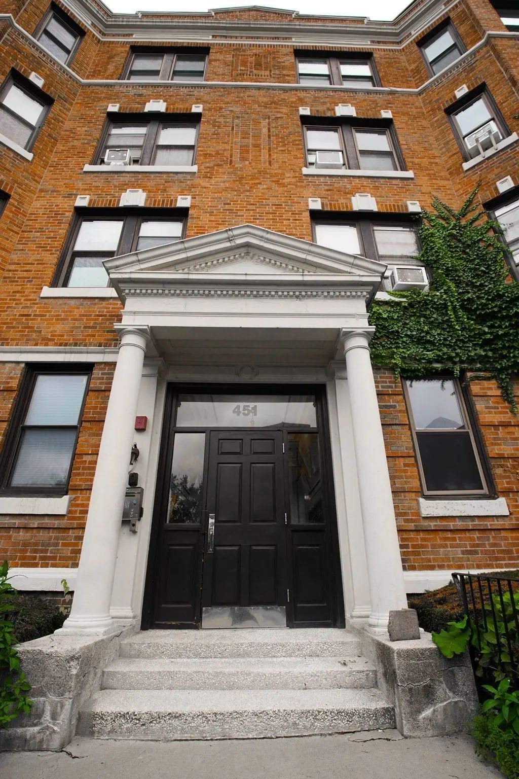 451 Park Drive #3b, Boston